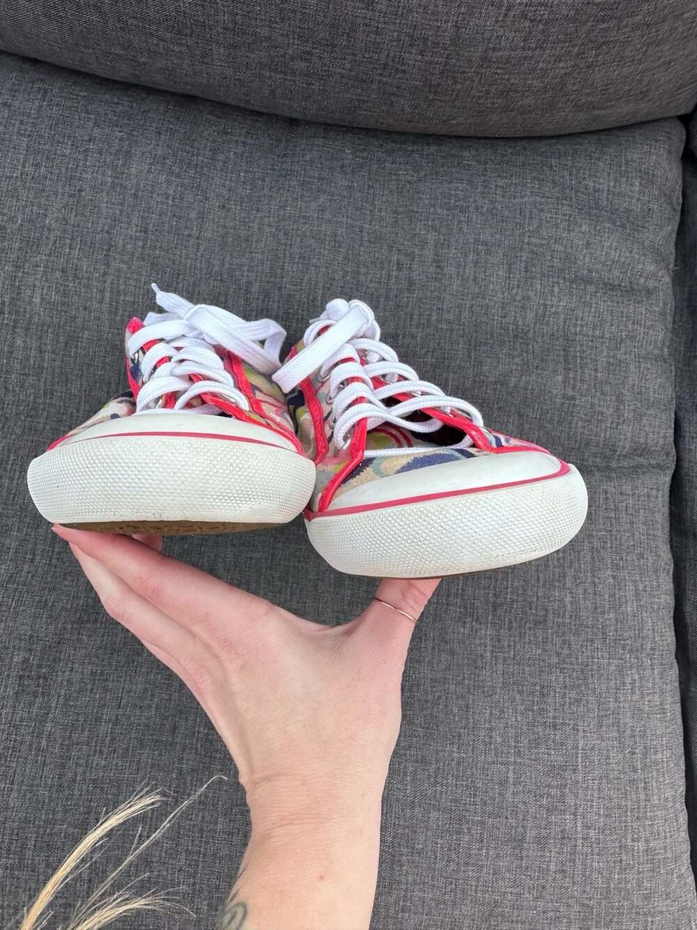 8.5 Coach Barrett Signature Poppy Print Low Top Sneakers - Picture 5 of 9